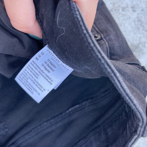 American Eagle - Black Denim Skirt - Picture 3 of 3